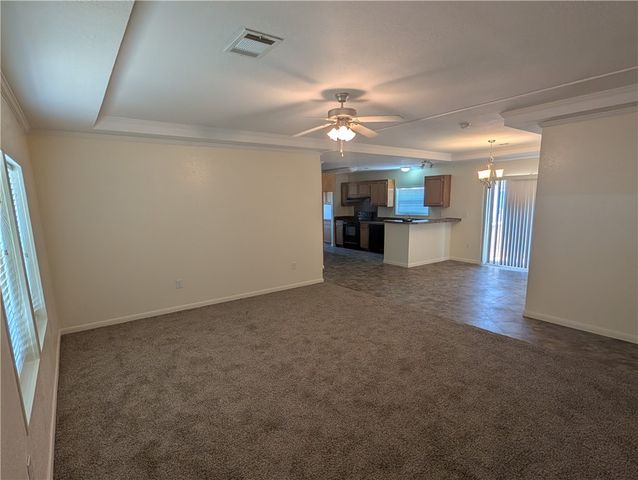 933 Grand View St, Corpus Christi, TX 78418