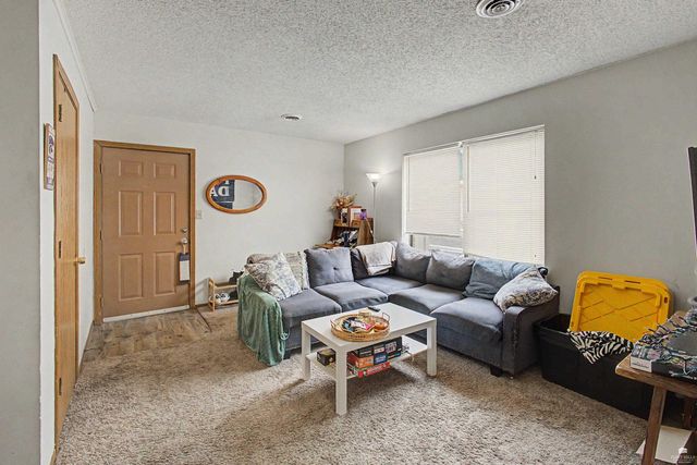 1019 Fremont Street, Manhattan, KS 66502