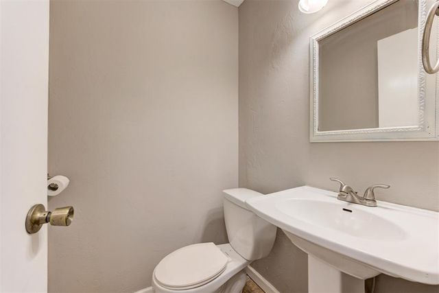 7024 S Kleiner Avenue, Oklahoma City, OK 73097