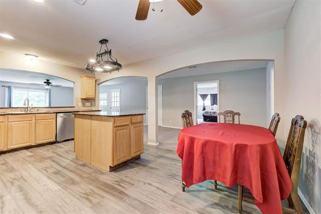 7024 S Kleiner Avenue, Oklahoma City, OK 73097