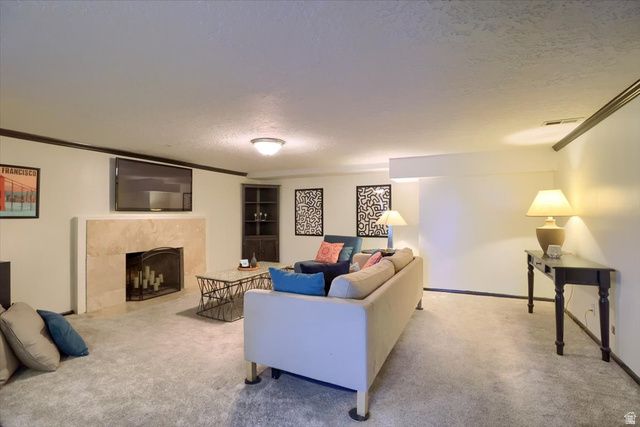 9628 S 2760 E, Sandy, UT 84092