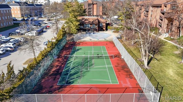 514 Coeur De Royale Drive 105, St Louis, MO 63141