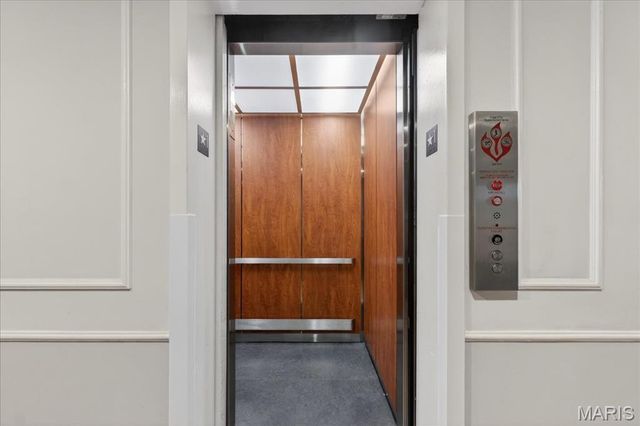 514 Coeur De Royale Drive 105, St Louis, MO 63141