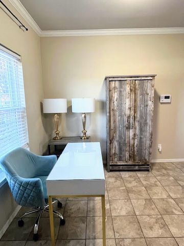 2106 Main Street, Unit 7, Lubbock, TX 79401