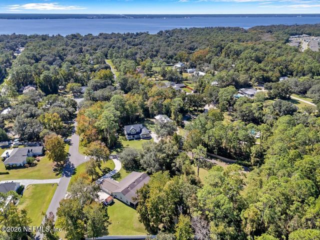 1929 VILLAGE TRAIL Way, Jacksonville, FL 32259