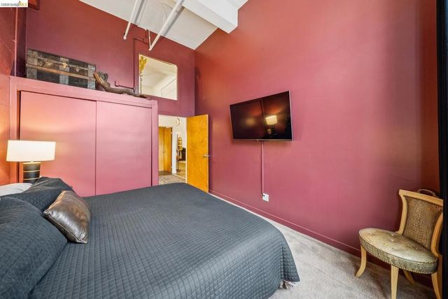 958 28th St. 2825B, Oakland, CA 94608