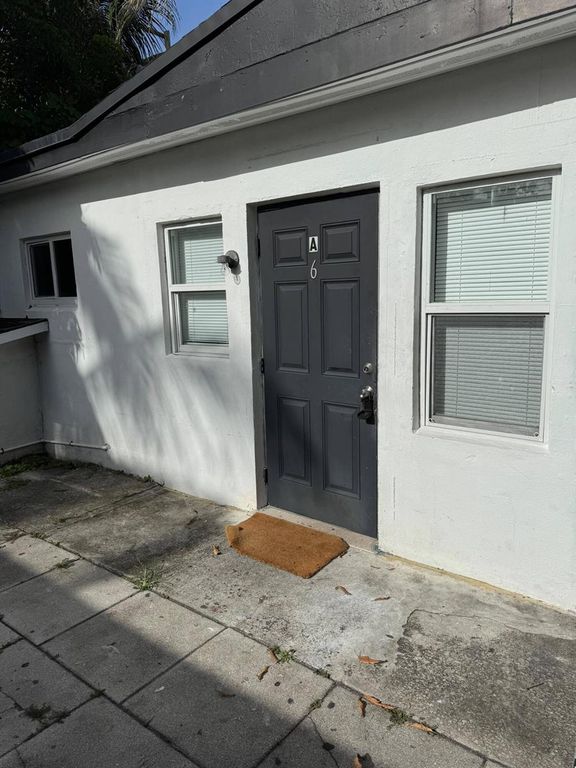 1960 SW 41ST Avenue 6A, Fort Lauderdale, FL 33317
