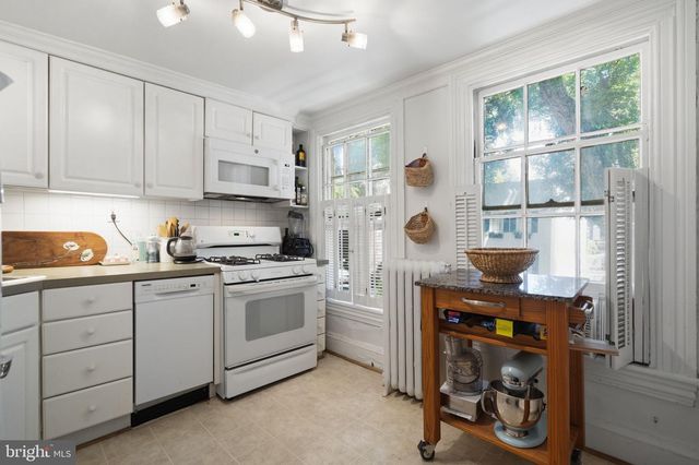 3267 PROSPECT ST NW, Washington, DC 20007
