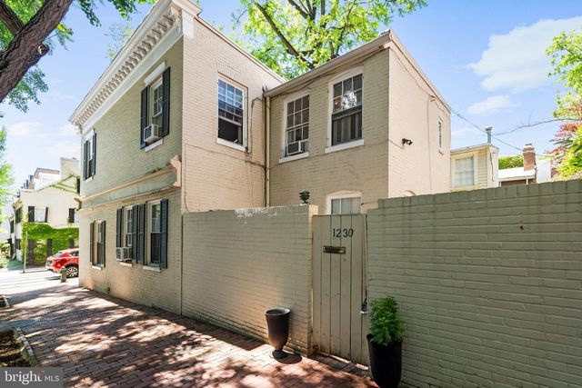 3267 PROSPECT ST NW, Washington, DC 20007