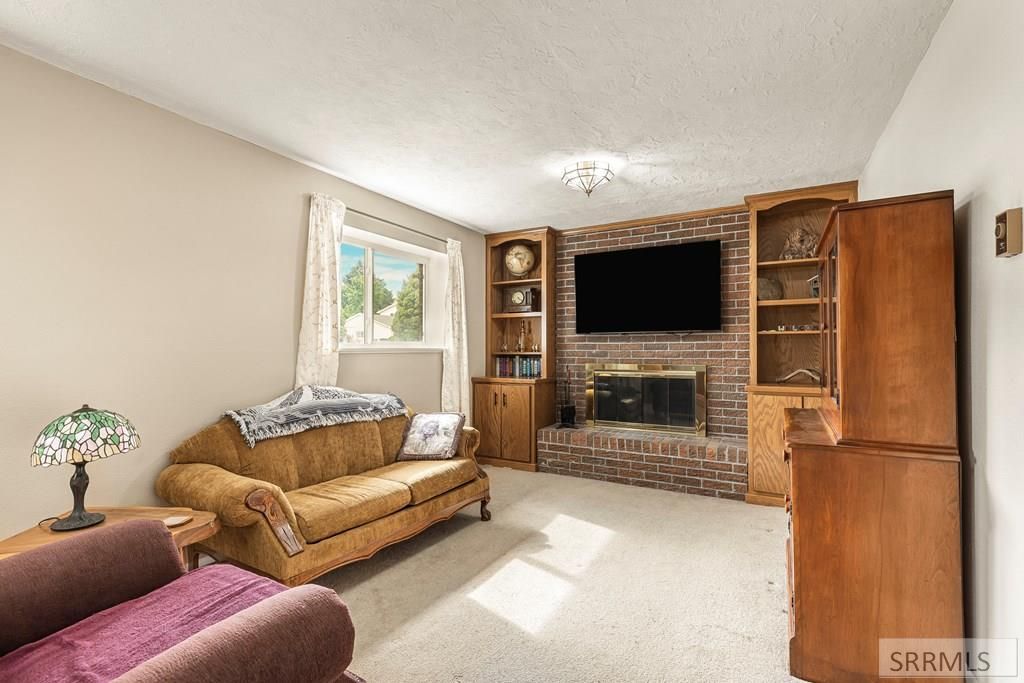 Image 10 of property listing at 2356 Oak Trail Drive, Idaho Falls, ID 83404