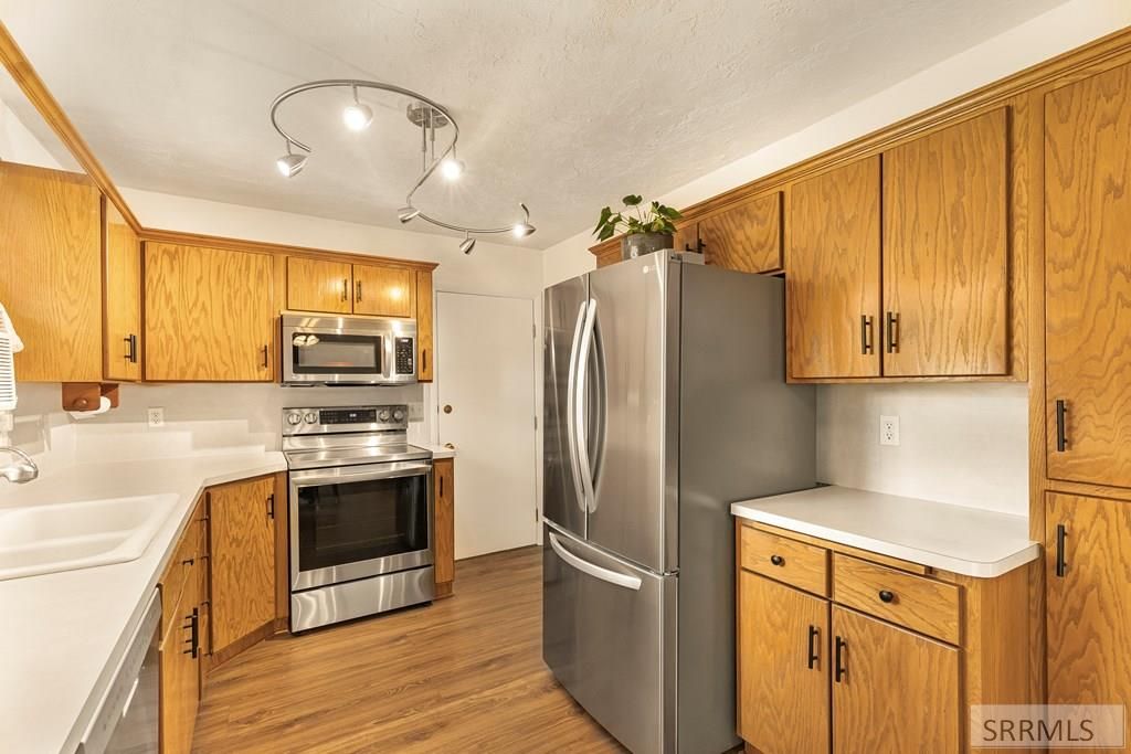 Image 16 of property listing at 2356 Oak Trail Drive, Idaho Falls, ID 83404