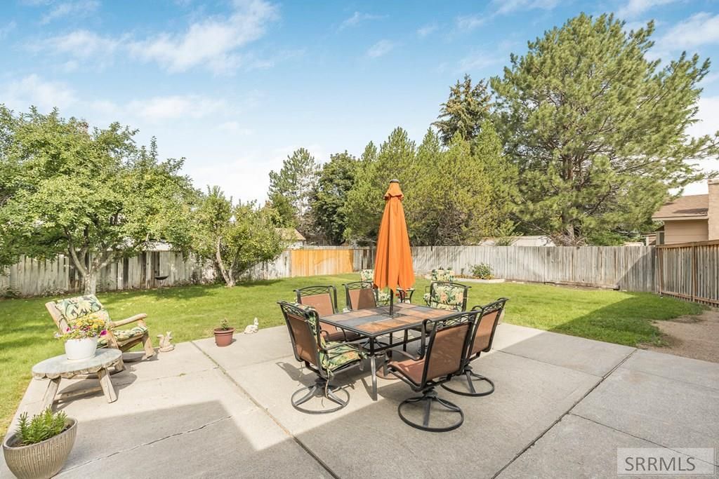 Image 39 of property listing at 2356 Oak Trail Drive, Idaho Falls, ID 83404