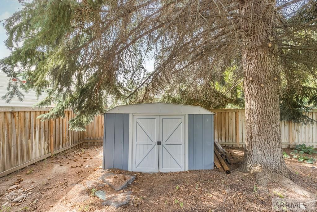 Image 40 of property listing at 2356 Oak Trail Drive, Idaho Falls, ID 83404