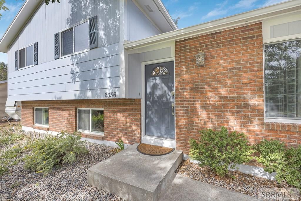 Image 5 of property listing at 2356 Oak Trail Drive, Idaho Falls, ID 83404