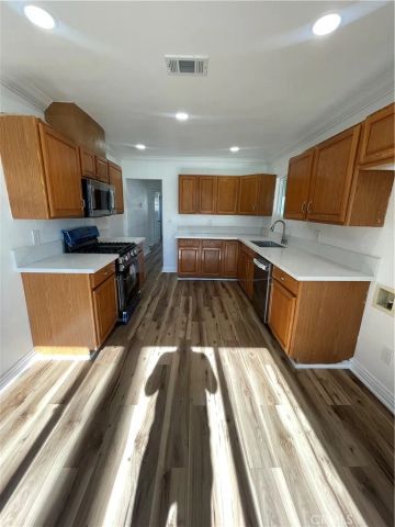 1424 W 9th, San Bernardino, CA 92411