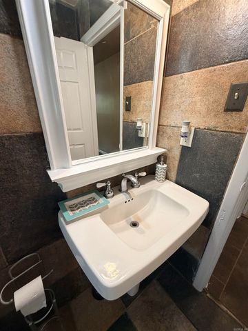 5203 Wycliffe Drive, Little Rock, AR 72209