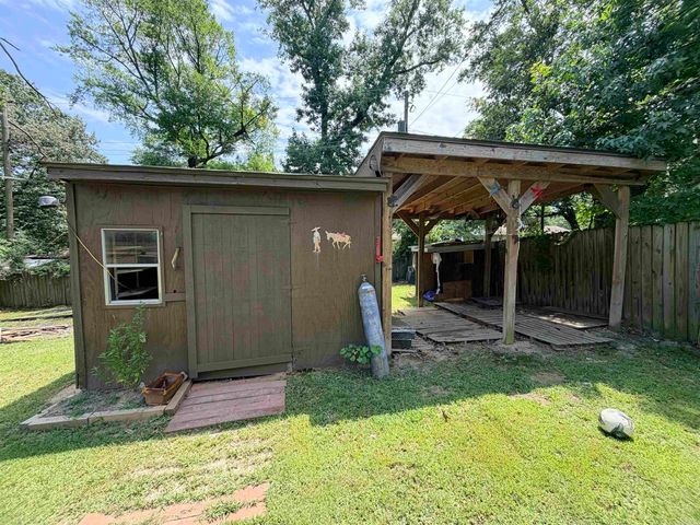 5203 Wycliffe Drive, Little Rock, AR 72209