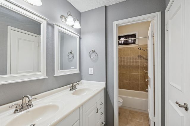 216 Rodeo Drive, Keller, TX 76248