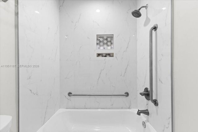 3170 NW 14th Ct, Lauderhill, FL 33311