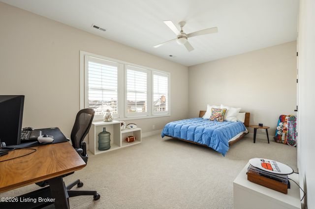 6112 Snapdragon Dr, Prospect, KY 40059