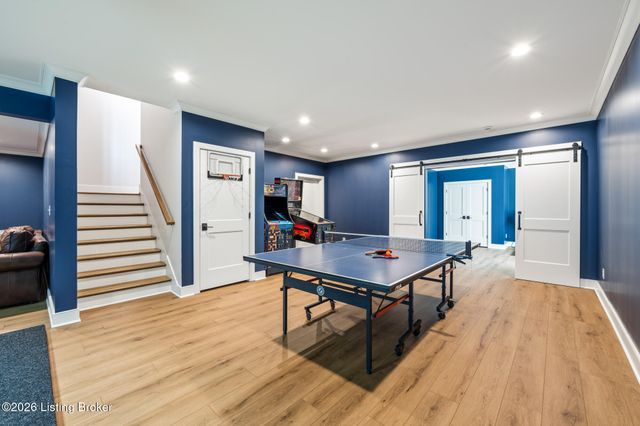 6112 Snapdragon Dr, Prospect, KY 40059