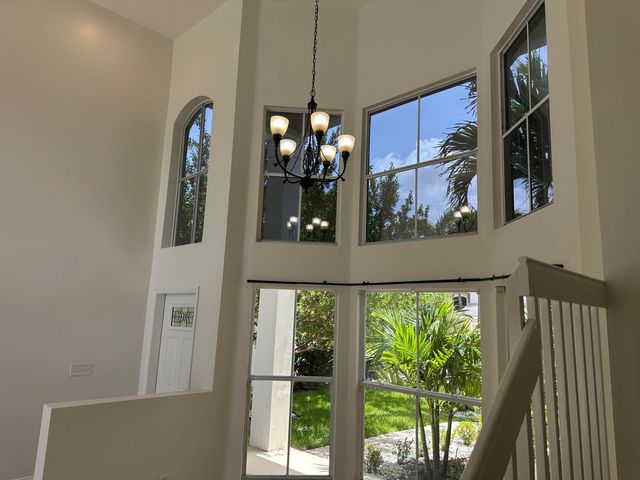 5220 NW 53rd Avenue, Coconut Creek, FL 33073
