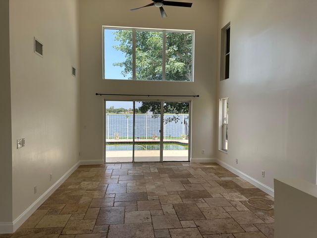 5220 NW 53rd Avenue, Coconut Creek, FL 33073