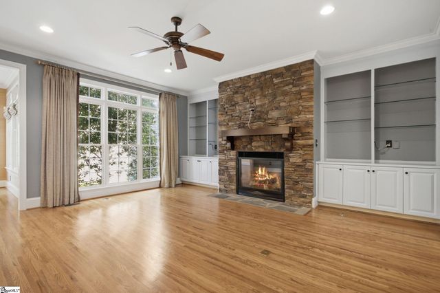 218 Hammetts Glen Way, Greer, SC 29650
