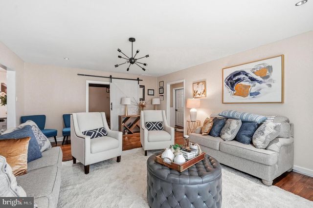 300 COLUMBIA BLVD, Cherry Hill, NJ 08002
