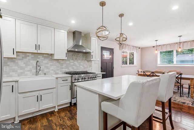 300 COLUMBIA BLVD, Cherry Hill, NJ 08002