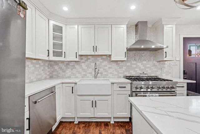 300 COLUMBIA BLVD, Cherry Hill, NJ 08002