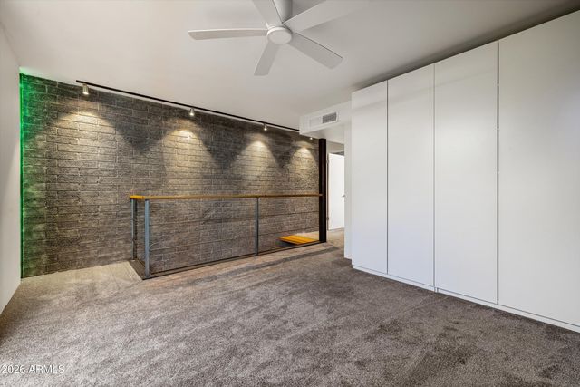 4401 N 40TH Street 17, Phoenix, AZ 85018
