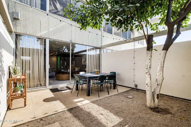4401 N 40TH Street 17, Phoenix, AZ 85018