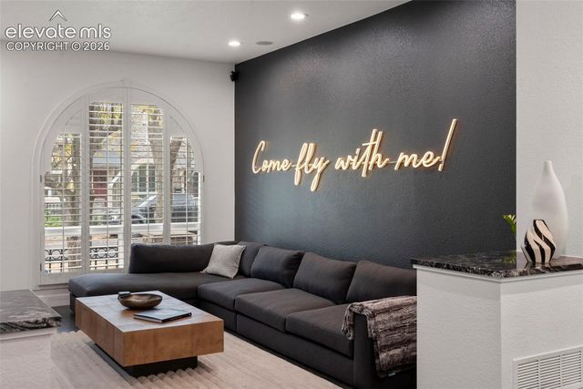 186 S Garfield Street, Denver, CO 80209