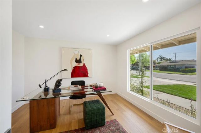 2880 Club House Road, Costa Mesa, CA 92626