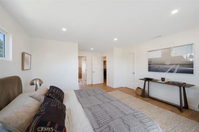 2880 Club House Road, Costa Mesa, CA 92626