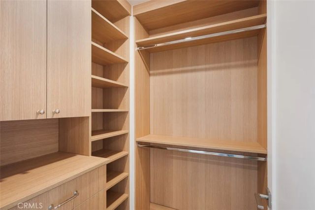 2880 Club House Road, Costa Mesa, CA 92626