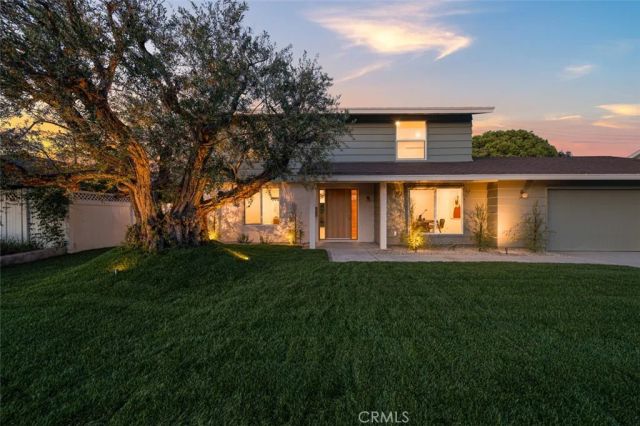 2880 Club House Road, Costa Mesa, CA 92626