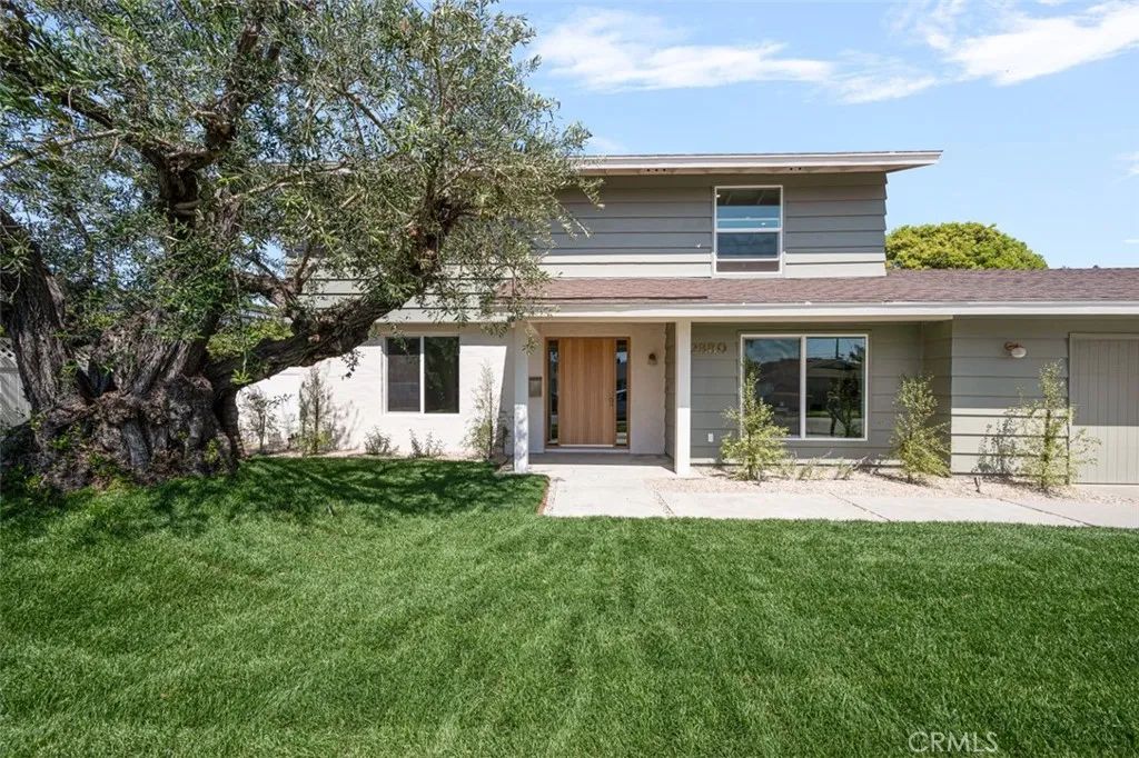 2880 Club House Road, Costa Mesa, CA 92626