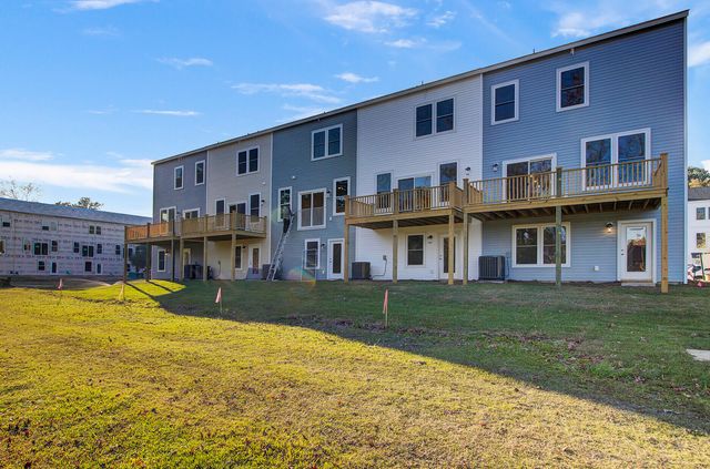 418 Caledon Court, Johns Island, SC 29455