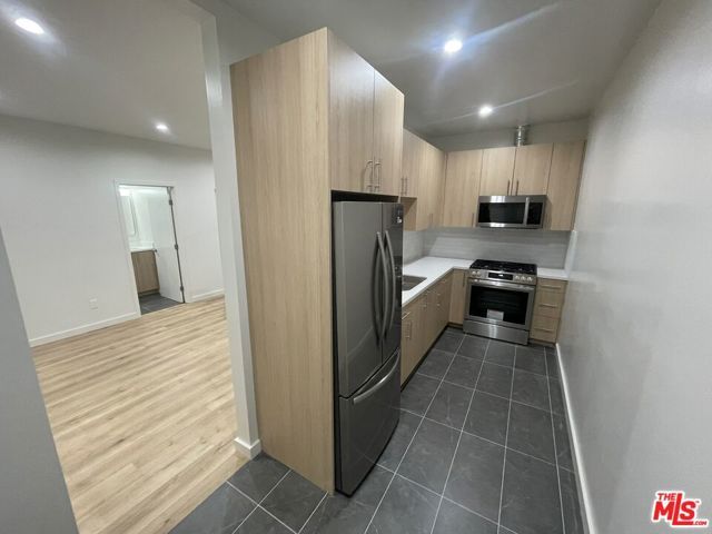 5320 W OLYMPIC 7, Los Angeles, CA 90036