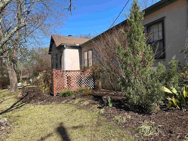 103 Edgewood St Street, Hot Springs, AR 71901