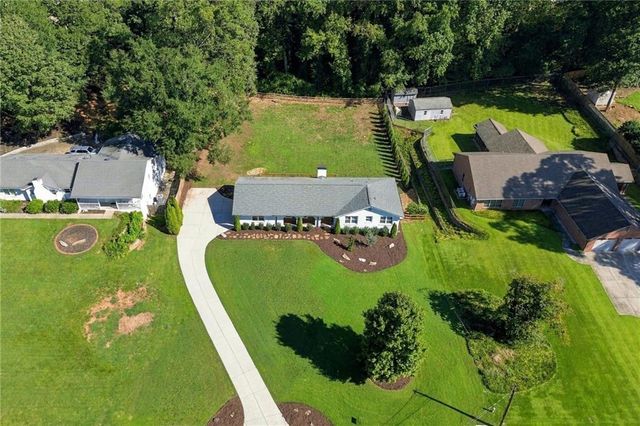 735 Lake Charles Way, Roswell, GA 30075