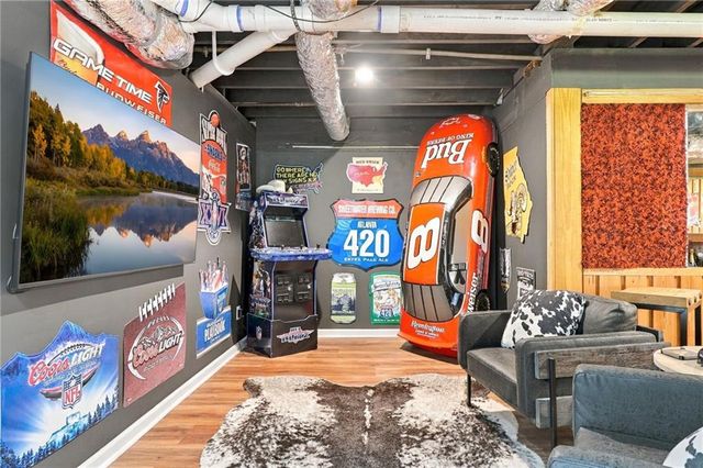 735 Lake Charles Way, Roswell, GA 30075