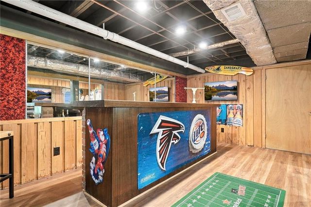 735 Lake Charles Way, Roswell, GA 30075