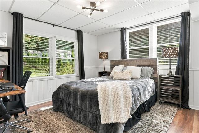 735 Lake Charles Way, Roswell, GA 30075