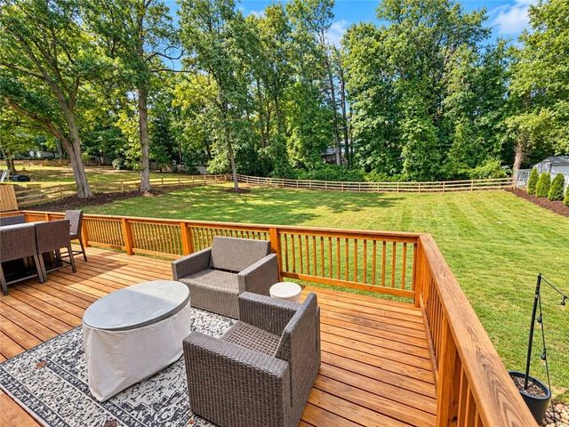735 Lake Charles Way, Roswell, GA 30075