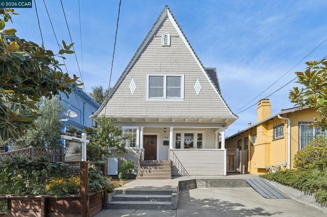 702 33Rd St, Oakland, CA 94609