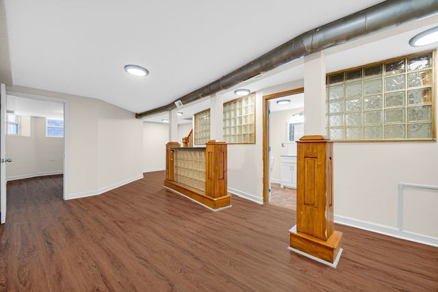 6520 S Ellis Avenue, Chicago, IL 60637