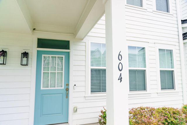 604 Southview Lane, Summerville, SC 29486